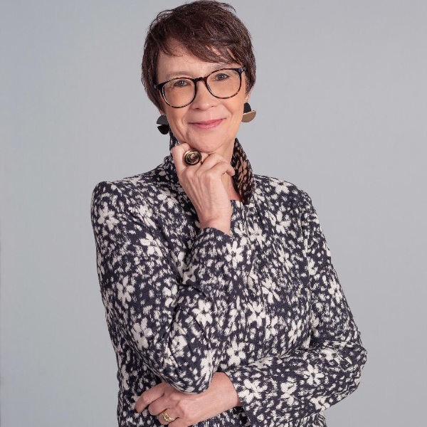 Januária Alves img